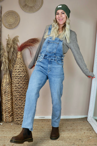 Light wash denim dungarees