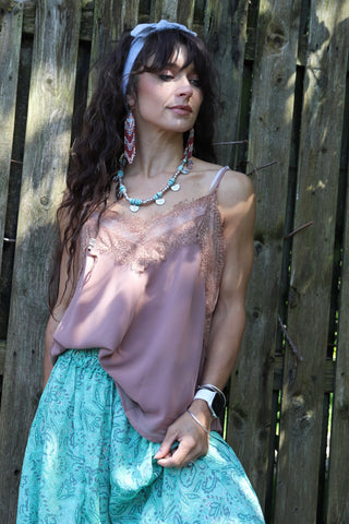 Lace trim cami (dusty rust)