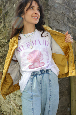 Mermaid pearl graphic tee