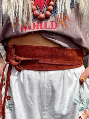 Suede wrap belt (Rust)