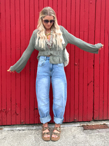 Barrel leg denim jeans