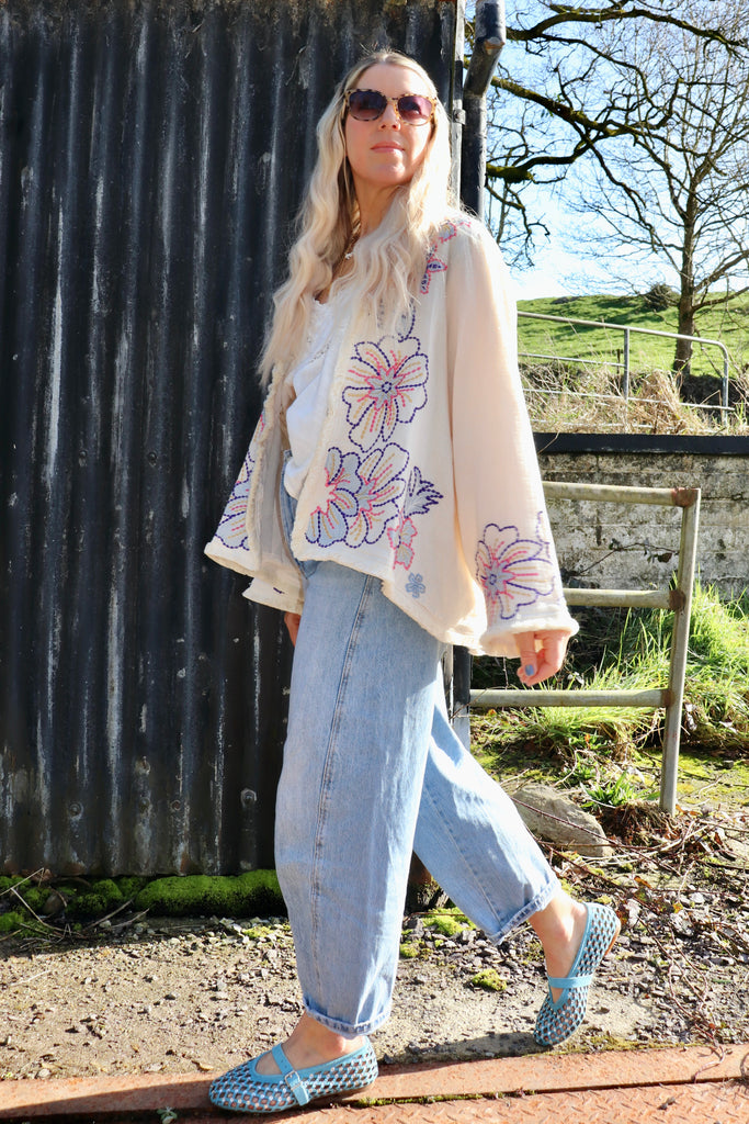 Cheese cloth floral embroidered kimono