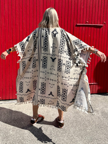 Aztec printed kimono