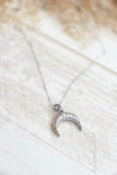 Crescent moon necklace (Silver)