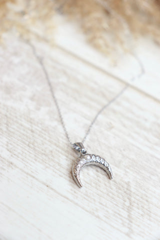Crescent moon necklace (Silver)