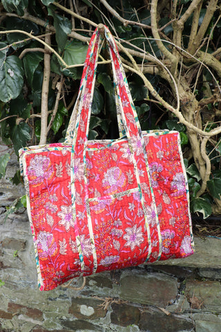 Floral cotton quilted bag (Red)